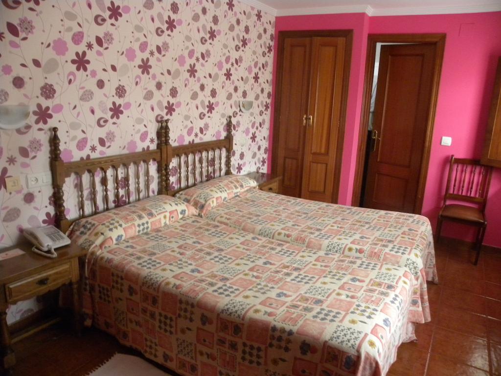 Hotel Restaurante Casa Fernando Ballota Room photo